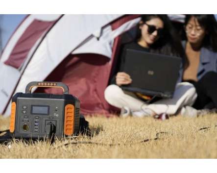 買戶外電源，選三元鋰還是磷酸鐵鋰？一篇文分析透！